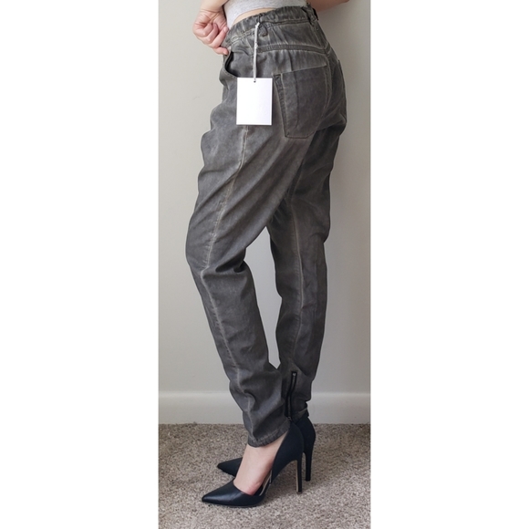 One Teaspoon Super Tough Pants in Danger 26 Baggy Jogger - Picture 2 of 16